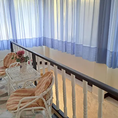 Kuca Sa Pogledom Na More- Paula Apartmán