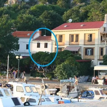 Apartment Kuca Sa Pogledom Na More- Paula Baska (Krk)
