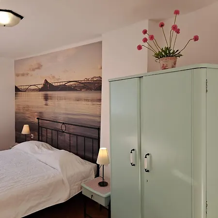 Kuca Sa Pogledom Na More- Paula