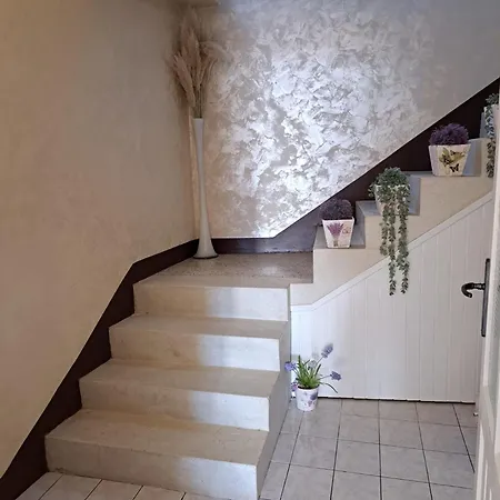 Kuca Sa Pogledom Na More- Paula Apartman